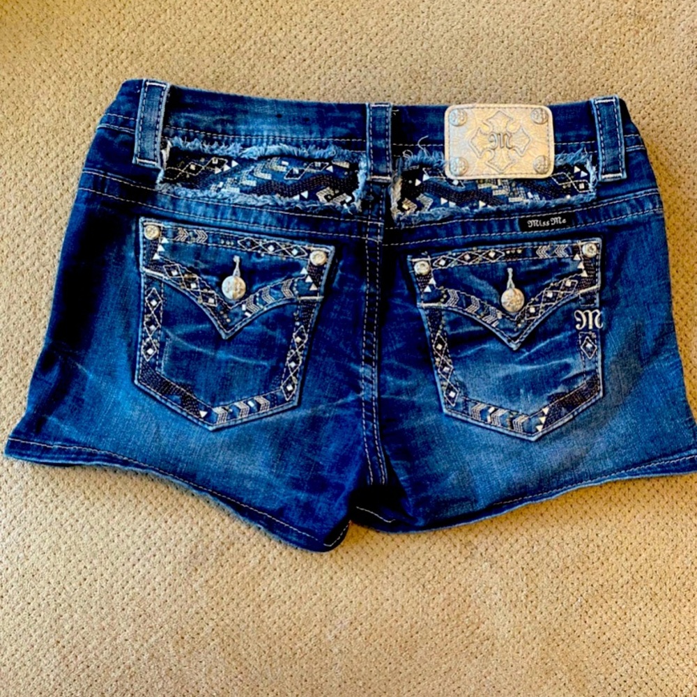 Miss Me Bling Mid Rise Easy Shorts